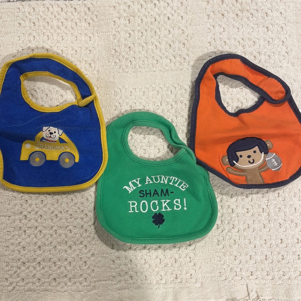 Bundle of 3 Carter’s Bibs